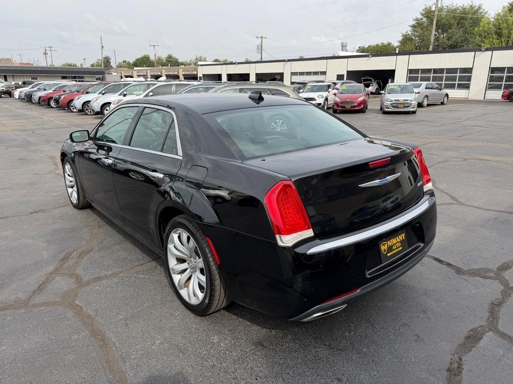Chrysler 300 Limited RWD 2019