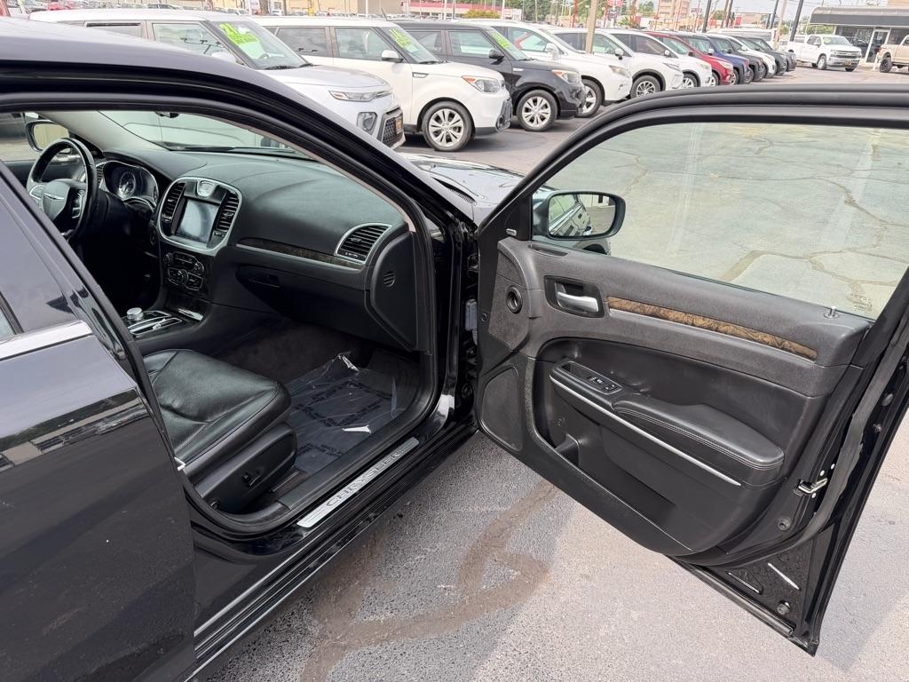 Chrysler 300 Limited RWD 2019