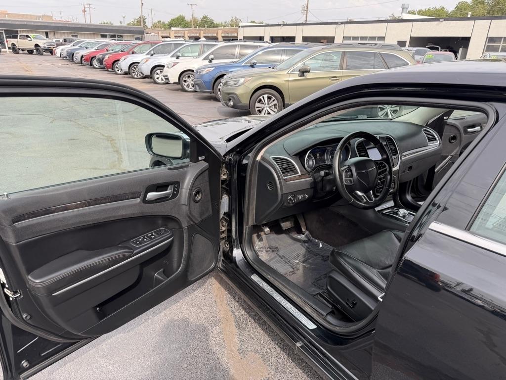 Chrysler 300 Limited RWD 2019