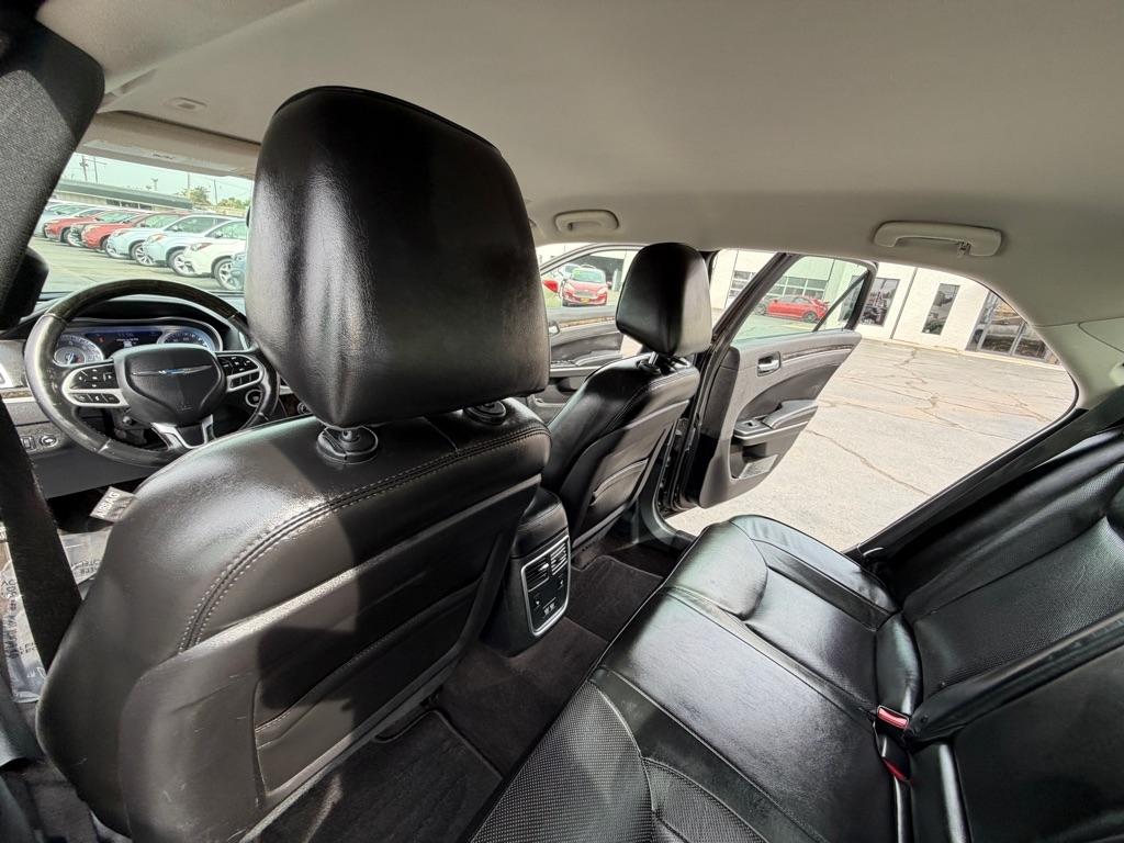 Chrysler 300 Limited RWD 2019