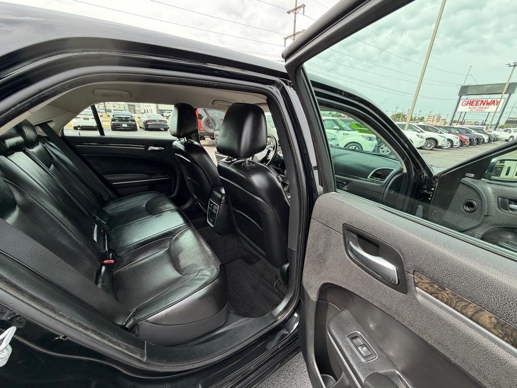 Chrysler 300 Limited RWD 2019