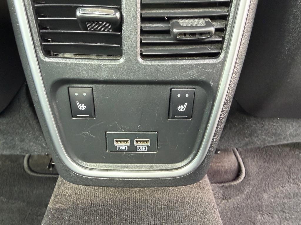 Chrysler 300 Limited RWD 2019
