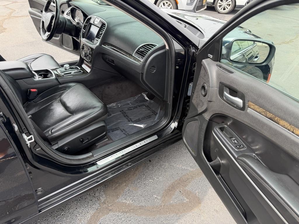 Chrysler 300 Limited RWD 2019