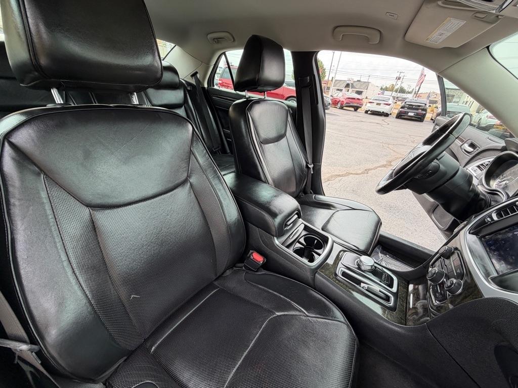 Chrysler 300 Limited RWD 2019