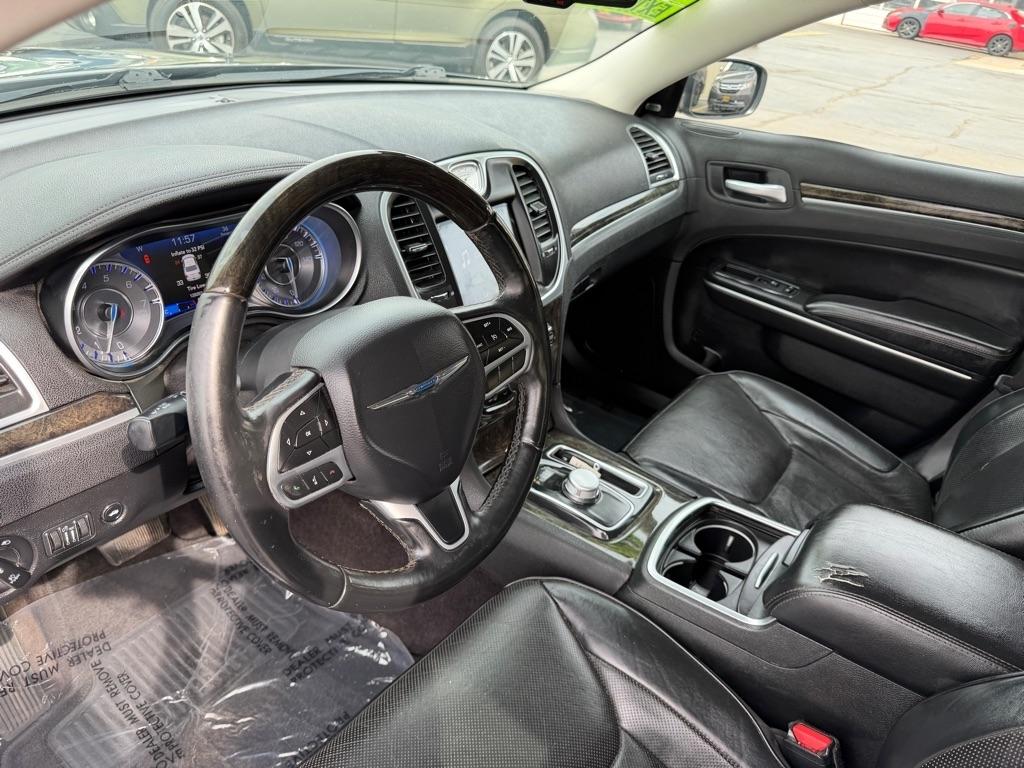 Chrysler 300 Limited RWD 2019