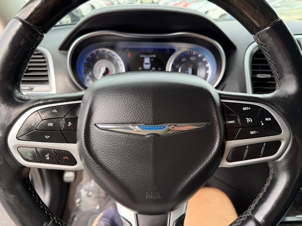 Chrysler 300 Limited RWD 2019