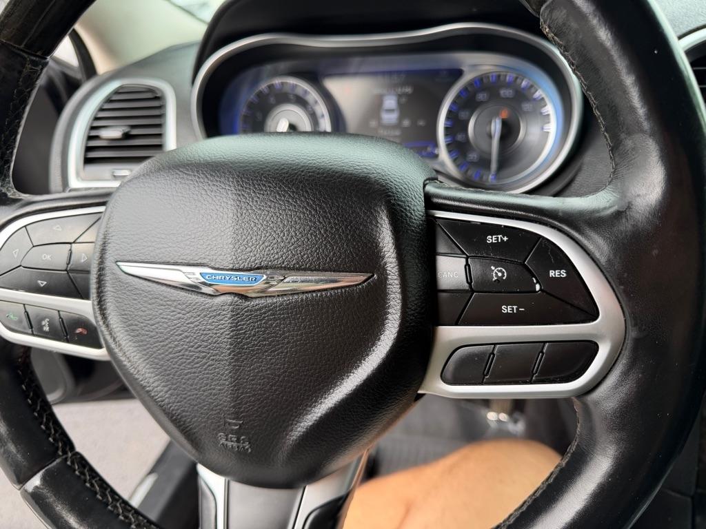 Chrysler 300 Limited RWD 2019