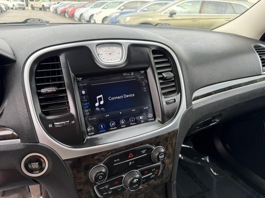 Chrysler 300 Limited RWD 2019