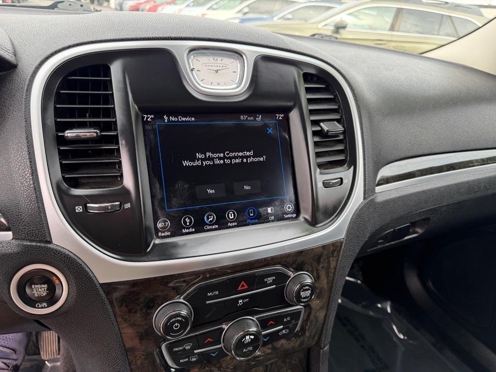 Chrysler 300 Limited RWD 2019