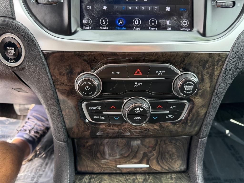Chrysler 300 Limited RWD 2019