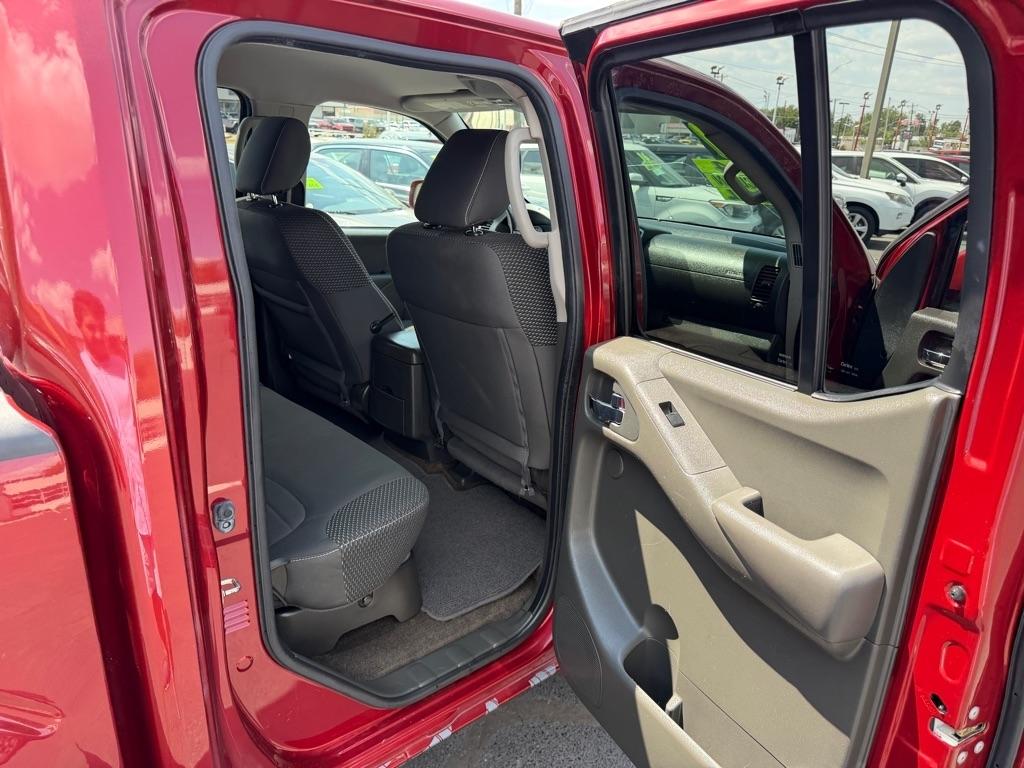 Nissan Frontier SL Crew Cab 5AT 4WD 2017