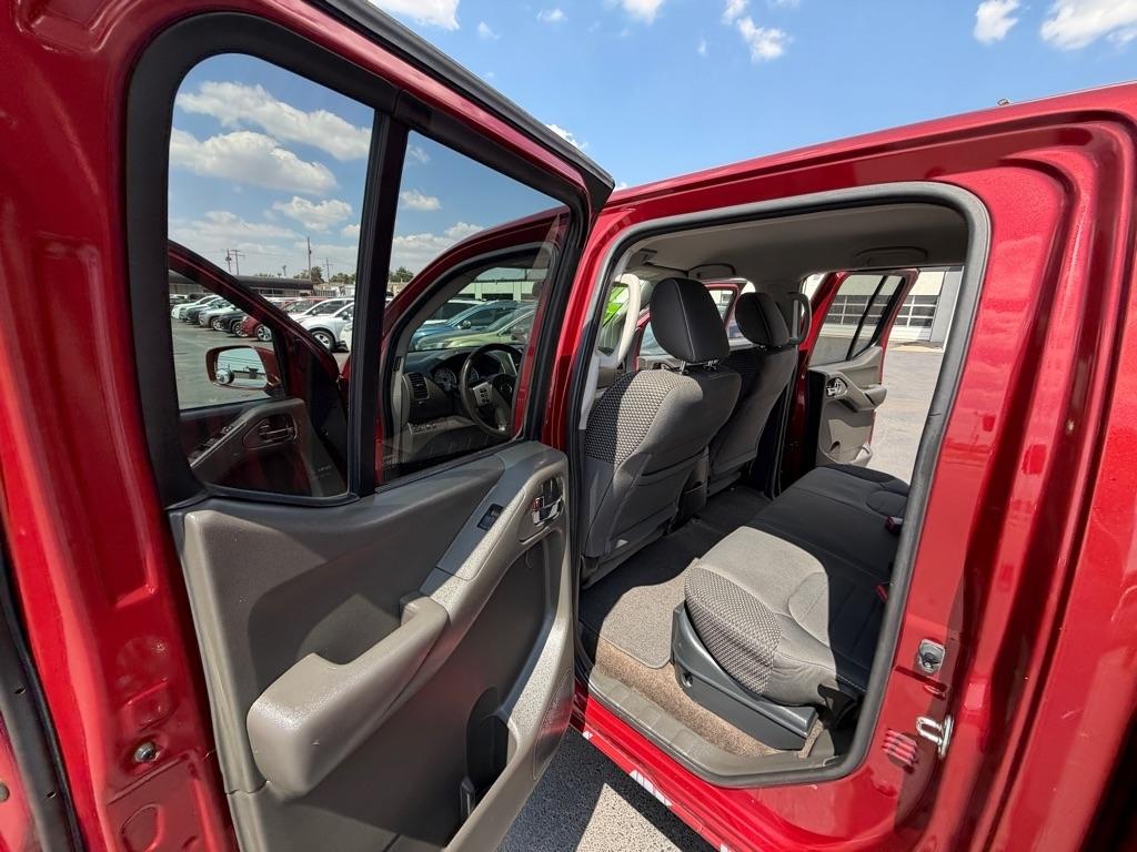 Nissan Frontier SL Crew Cab 5AT 4WD 2017