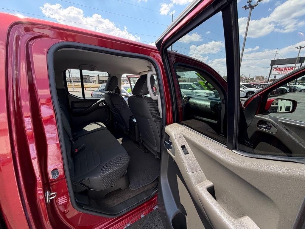 Nissan Frontier SL Crew Cab 5AT 4WD 2017