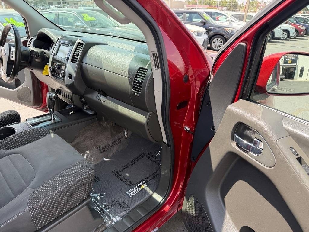 Nissan Frontier SL Crew Cab 5AT 4WD 2017