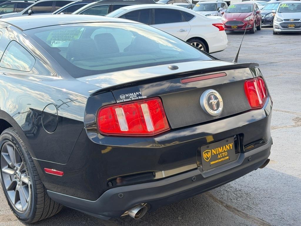 Ford Mustang V6 Coupe 2012