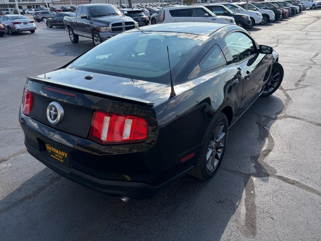 Ford Mustang V6 Coupe 2012