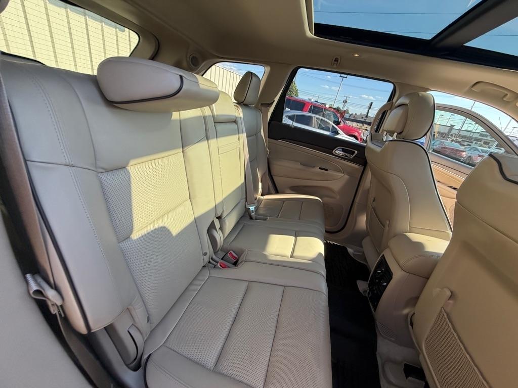 Jeep Grand Cherokee Overland 2WD 2017