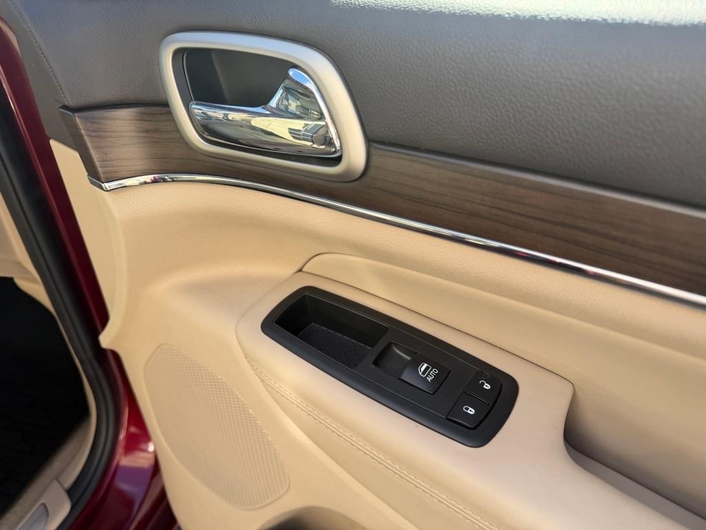 Jeep Grand Cherokee Overland 2WD 2017