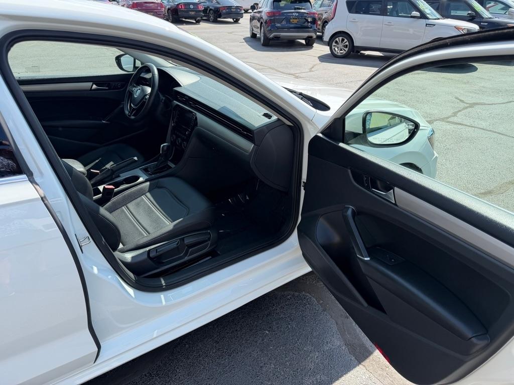 Volkswagen Passat SE 2021