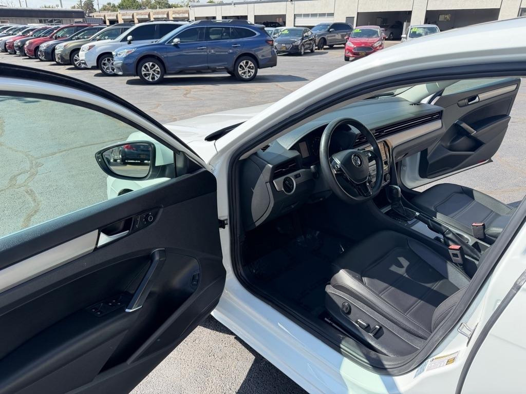 Volkswagen Passat SE 2021