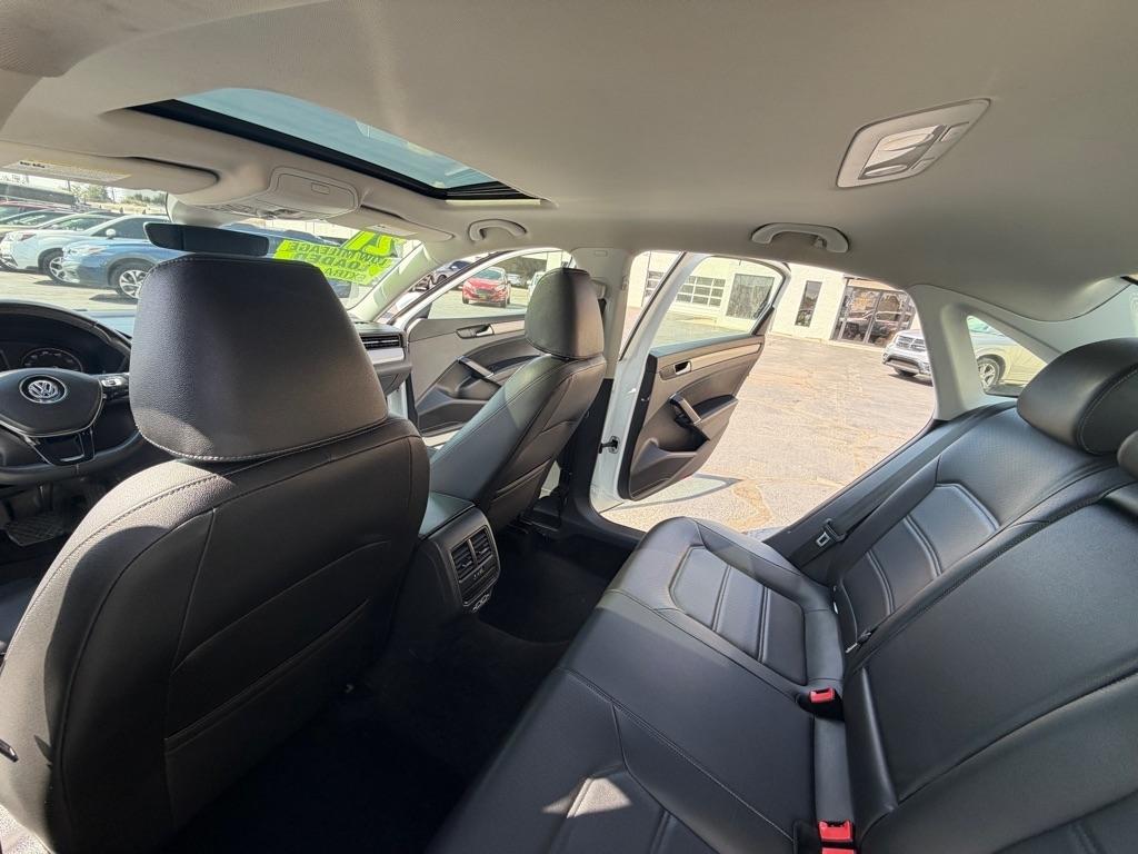 Volkswagen Passat SE 2021