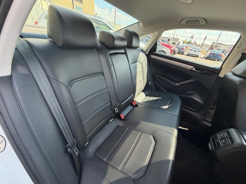 Volkswagen Passat SE 2021