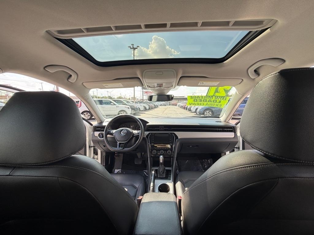 Volkswagen Passat SE 2021