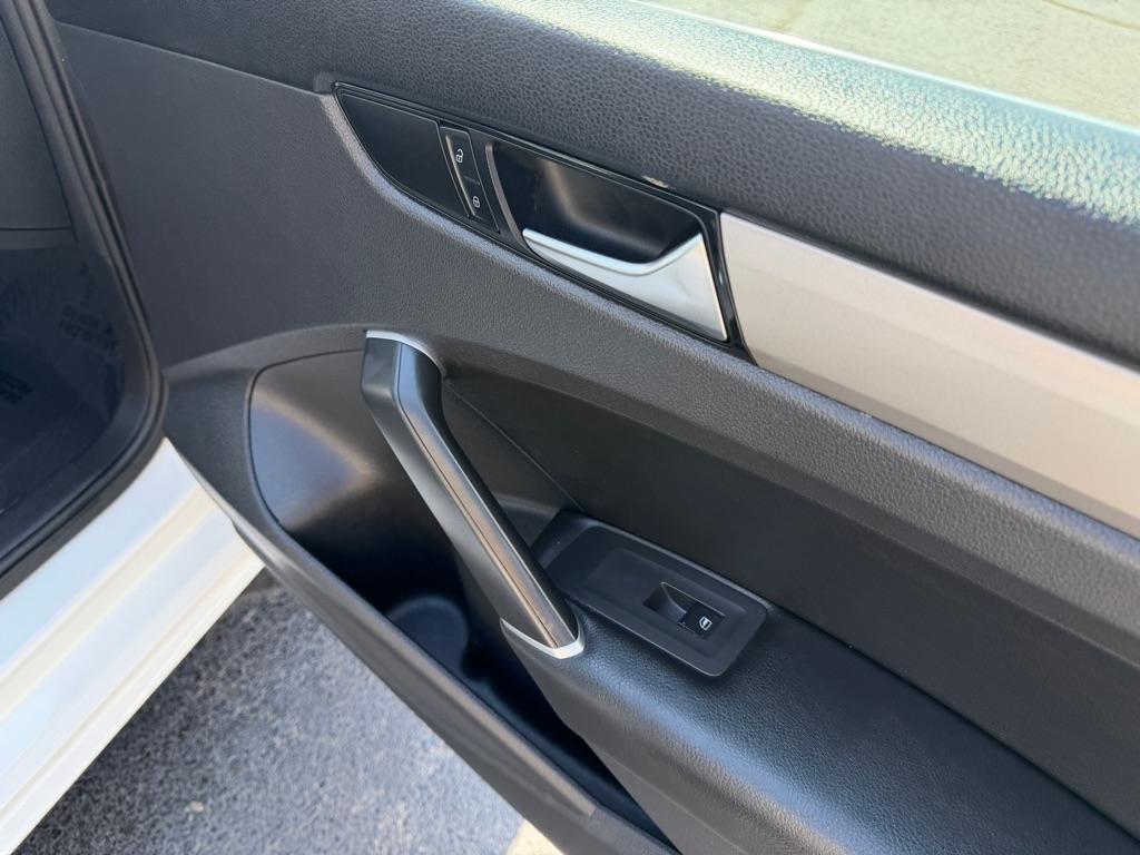 Volkswagen Passat SE 2021