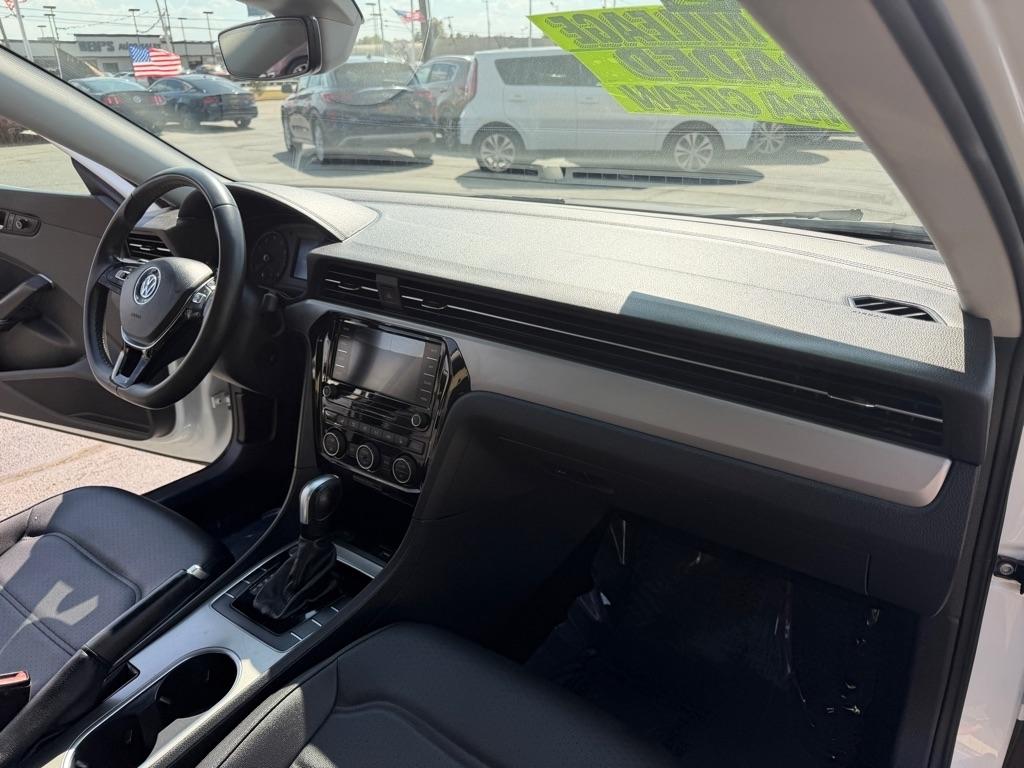 Volkswagen Passat SE 2021