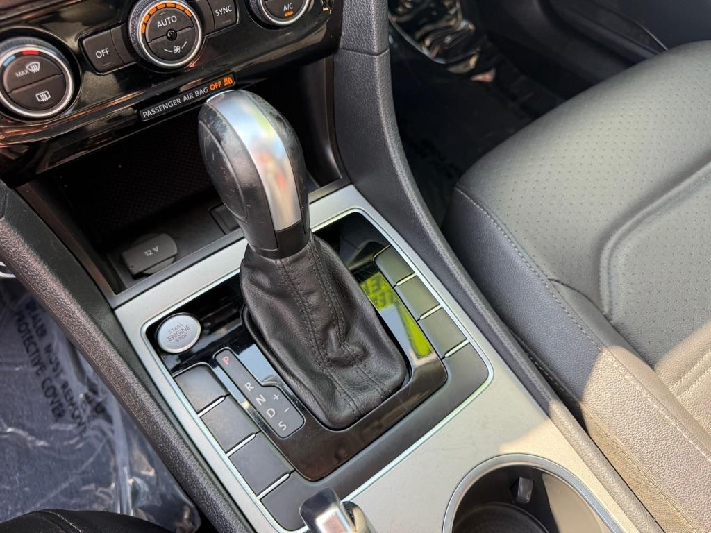 Volkswagen Passat SE 2021