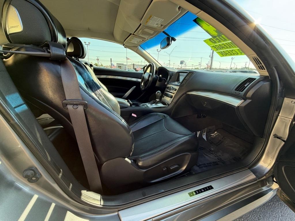 Infiniti Q60 Convertible Sport 6MT 2014