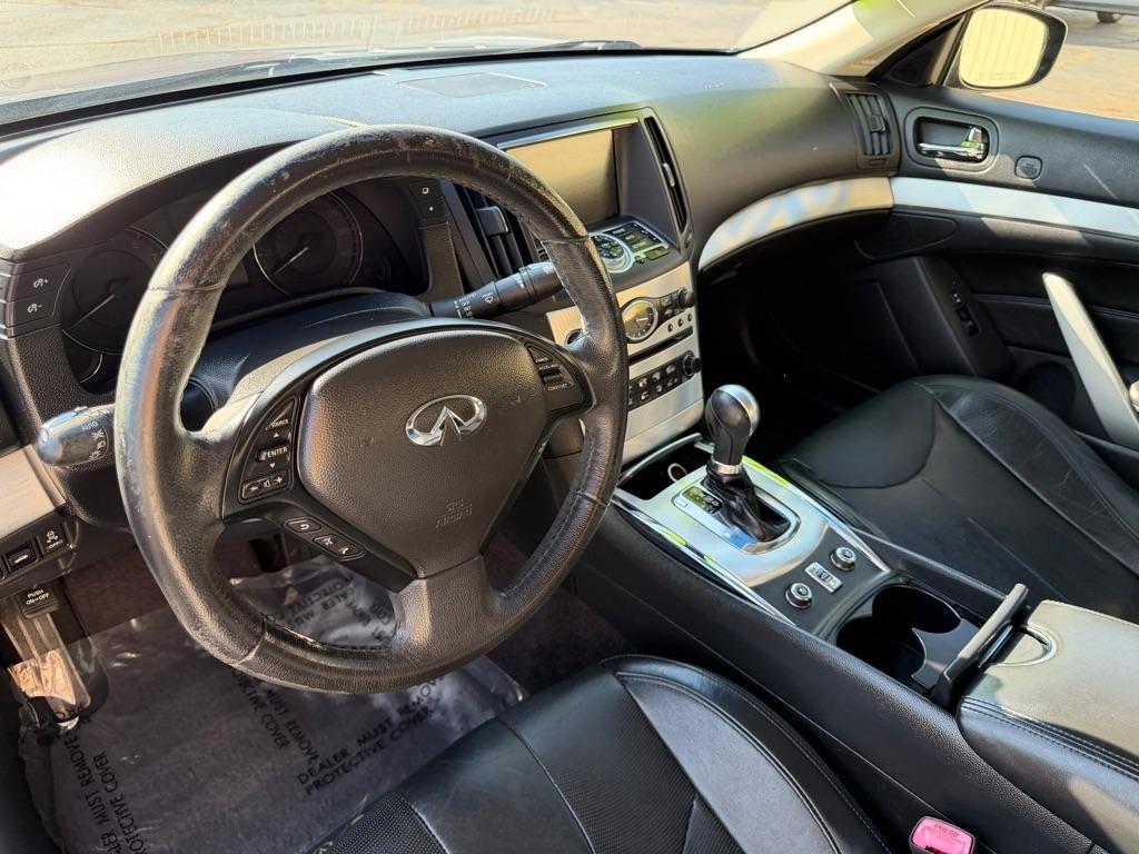 Infiniti Q60 Convertible Sport 6MT 2014