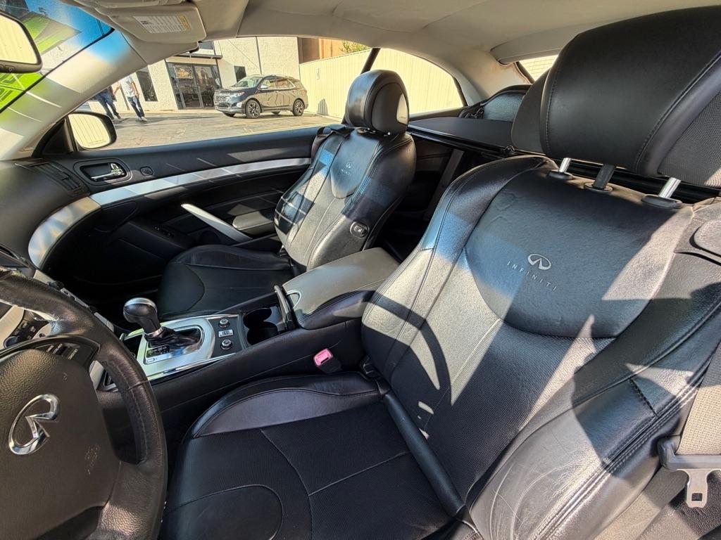 Infiniti Q60 Convertible Sport 6MT 2014