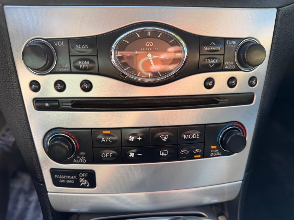 Infiniti Q60 Convertible Sport 6MT 2014