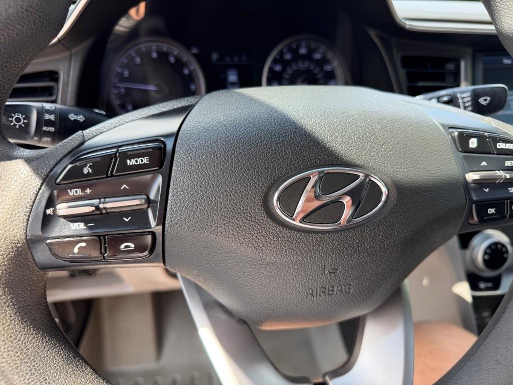 Hyundai Elantra Limited 2019