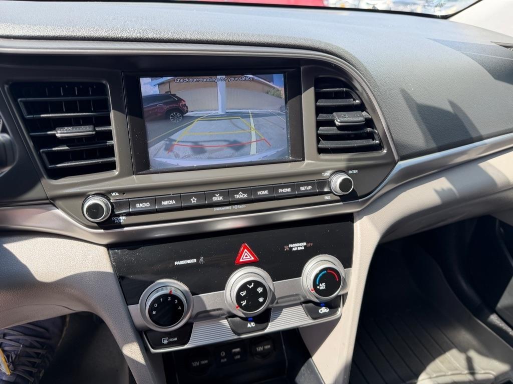 Hyundai Elantra Limited 2019