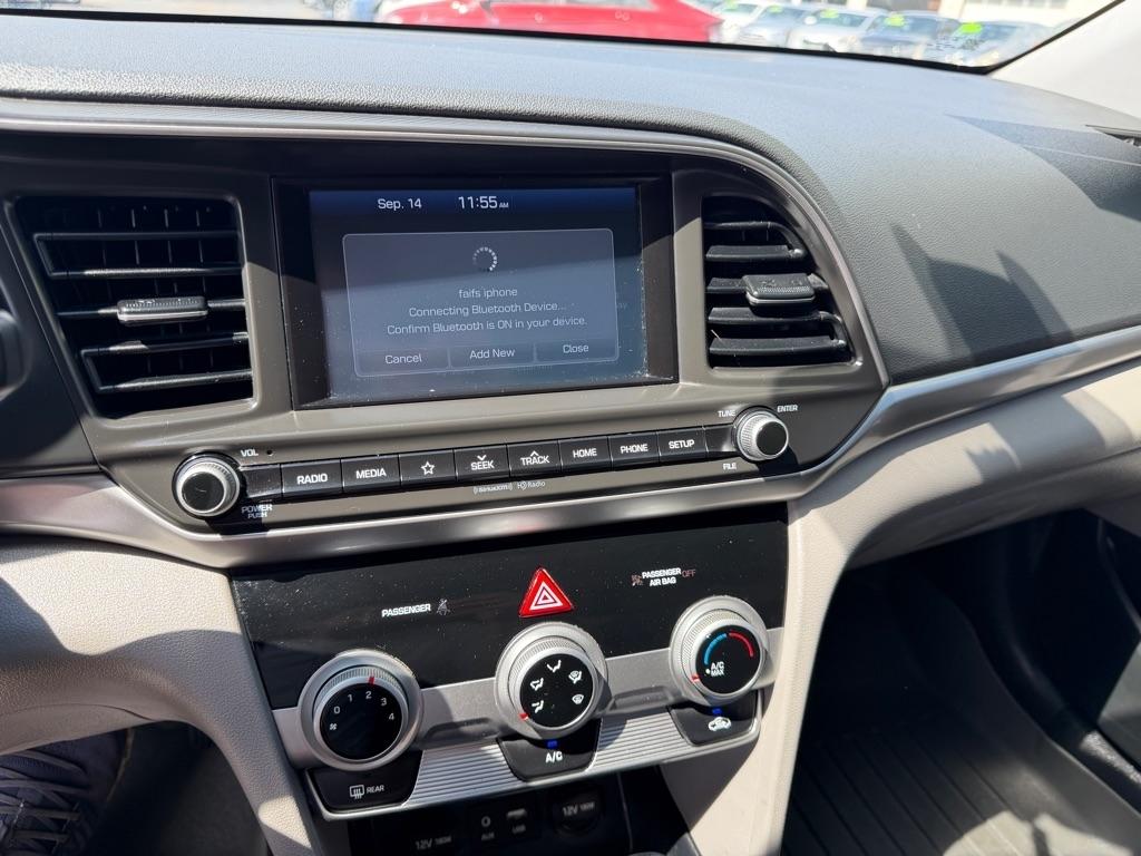 Hyundai Elantra Limited 2019