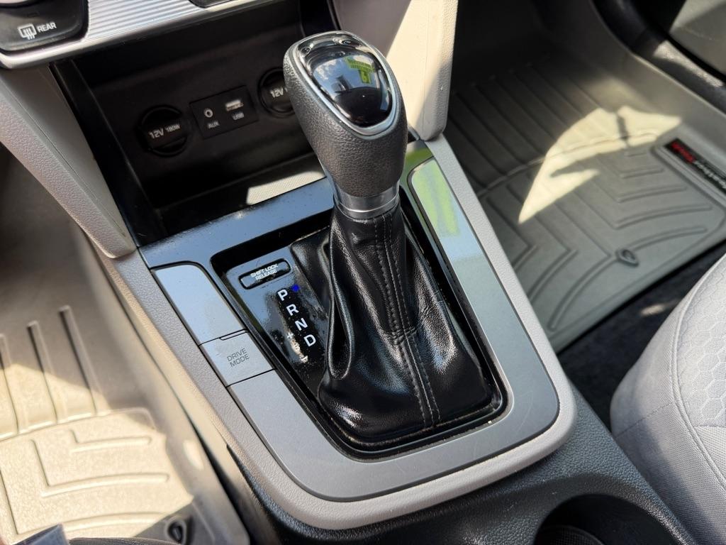 Hyundai Elantra Limited 2019
