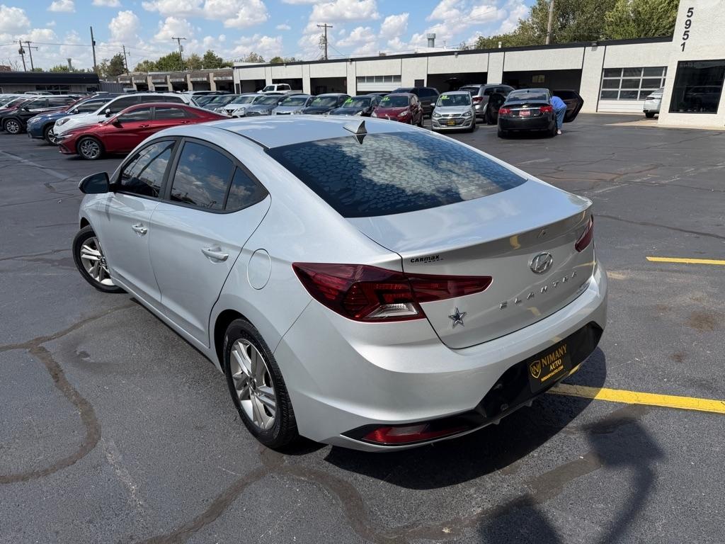 Hyundai Elantra Limited 2019