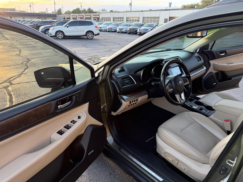 Subaru Outback 2.5i Limited 2015