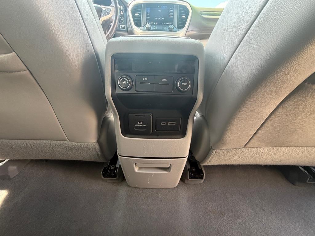 GMC Acadia SLT 2020