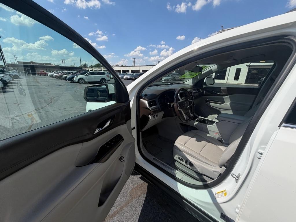 GMC Acadia SLT 2020