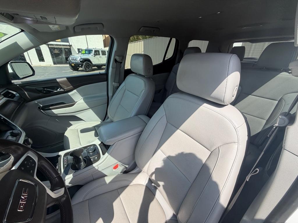 GMC Acadia SLT 2020