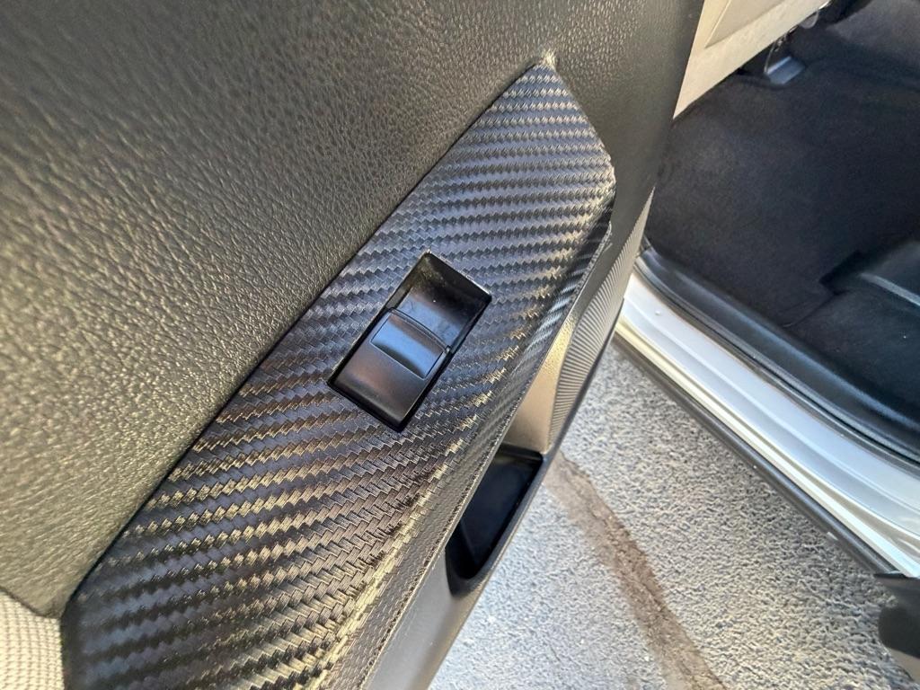 Toyota RAV4 LE FWD 2014