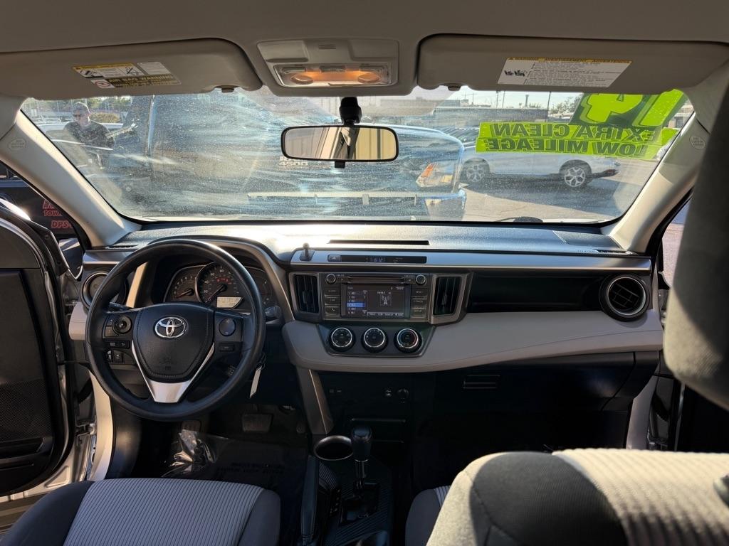 Toyota RAV4 LE FWD 2014