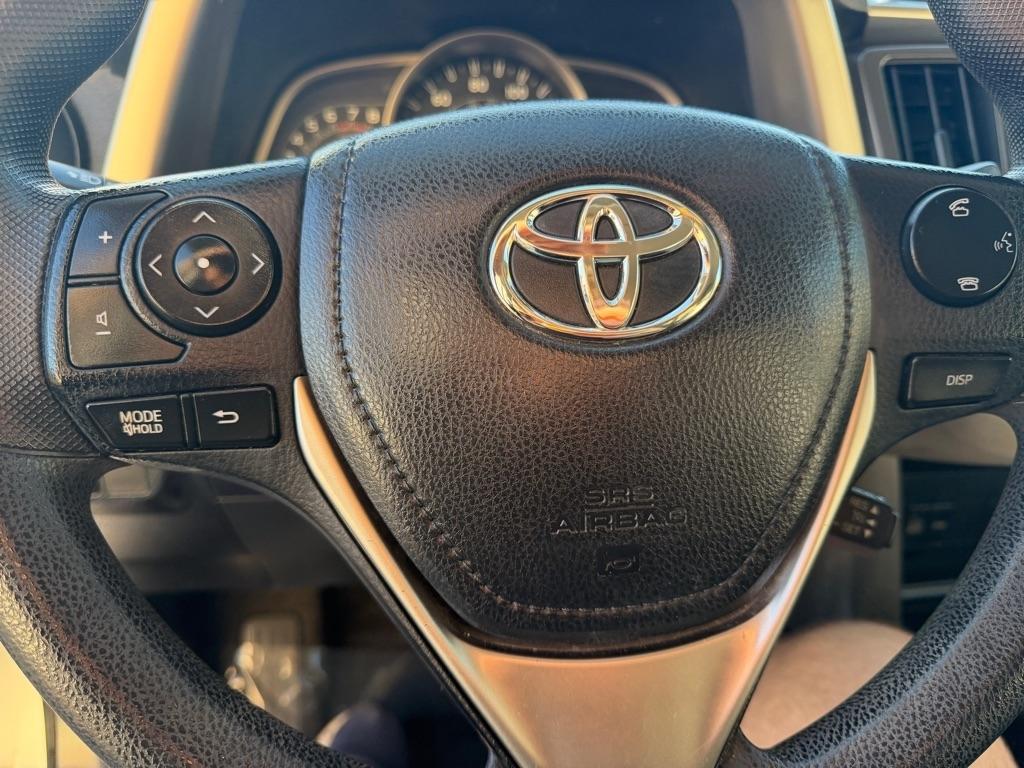 Toyota RAV4 LE FWD 2014
