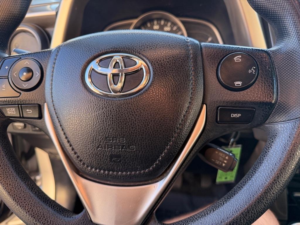 Toyota RAV4 LE FWD 2014