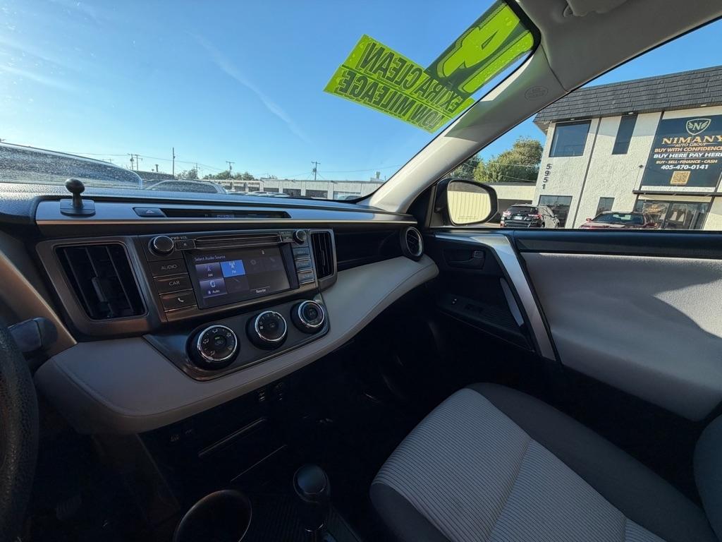 Toyota RAV4 LE FWD 2014
