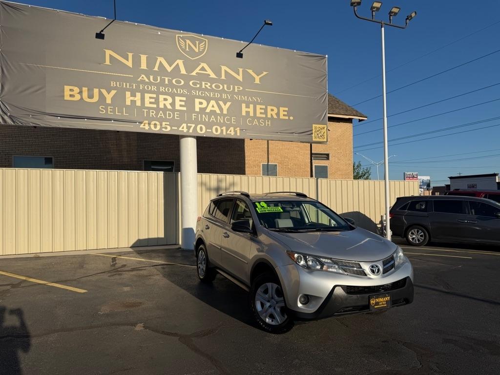 Toyota RAV4 LE FWD 2014