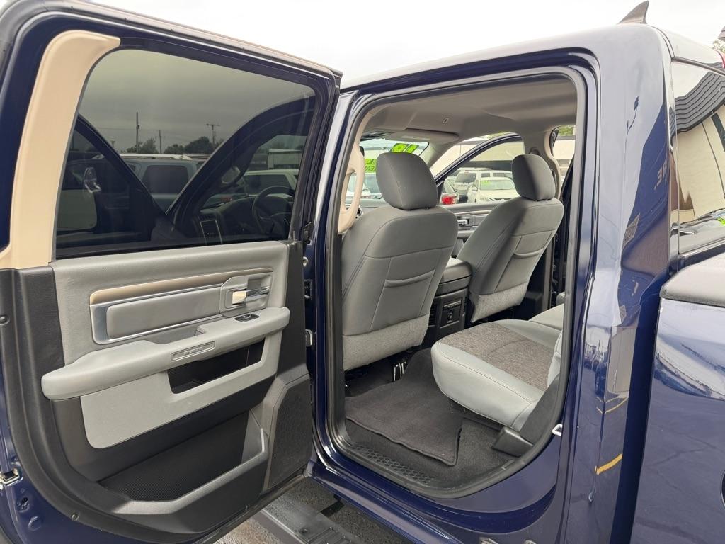RAM 1500 SLT Crew Cab SWB 2WD 2018
